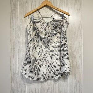 Vince Camuto Sleeveless Blouse With Design Size Medium